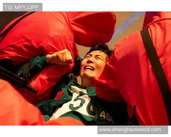 《足球巨星挑战极限生死游戏 全民参与的鱿鱼游戏新篇章》