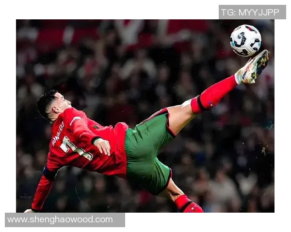 球星鞋底黑了足球 如何影响比赛的节奏与球员表现